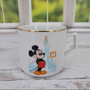 Vintage Walt Disney World Mickey Mouse Castle Coffee Mug Tea Cup Japan Gold Rim